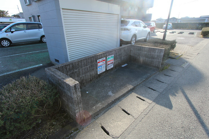 �y���̑��ݔ��z�@