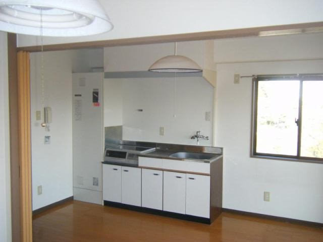 �y�L�b�`���z�@