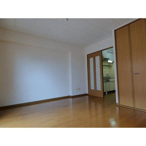 �y�Q���z�@