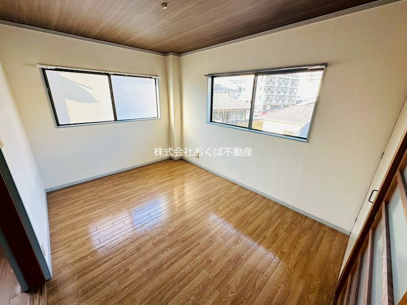 �y�Q���z�@