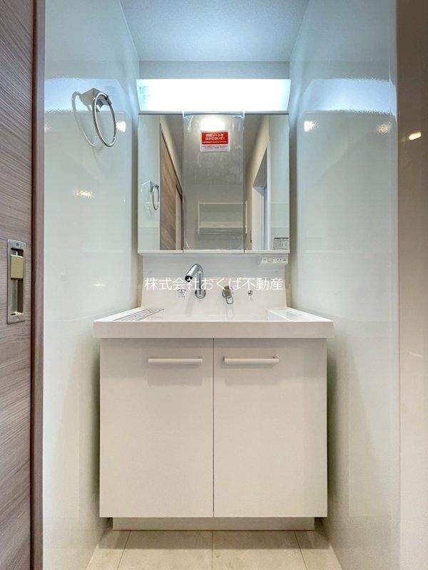 �y���ʏ��z�@