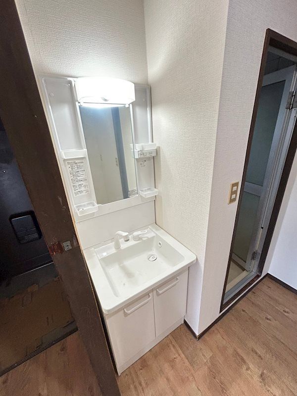 �y���ʏ��z�@