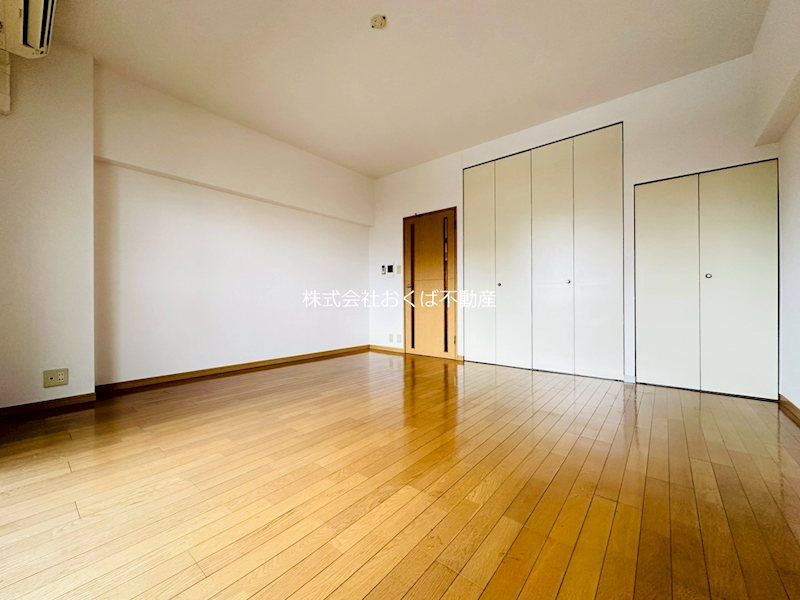 �y���ԁE���r���O�z�@