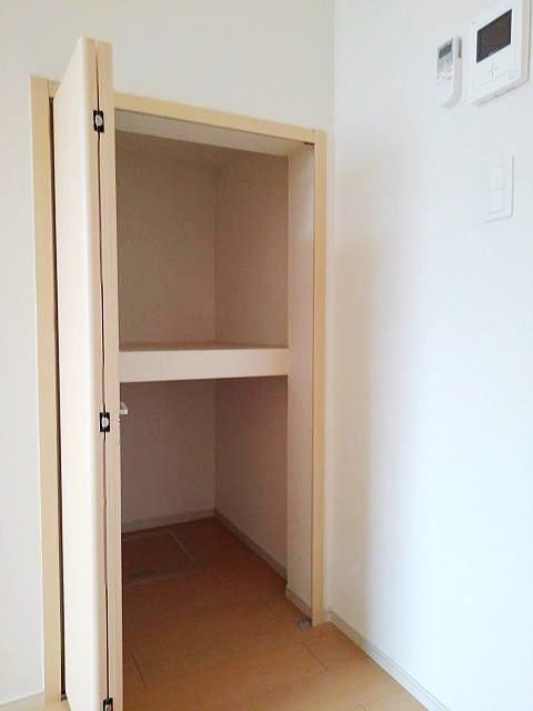 �y���[�z�@