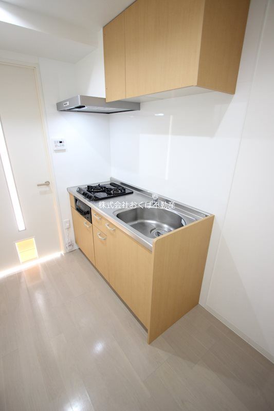 �y�L�b�`���z�@