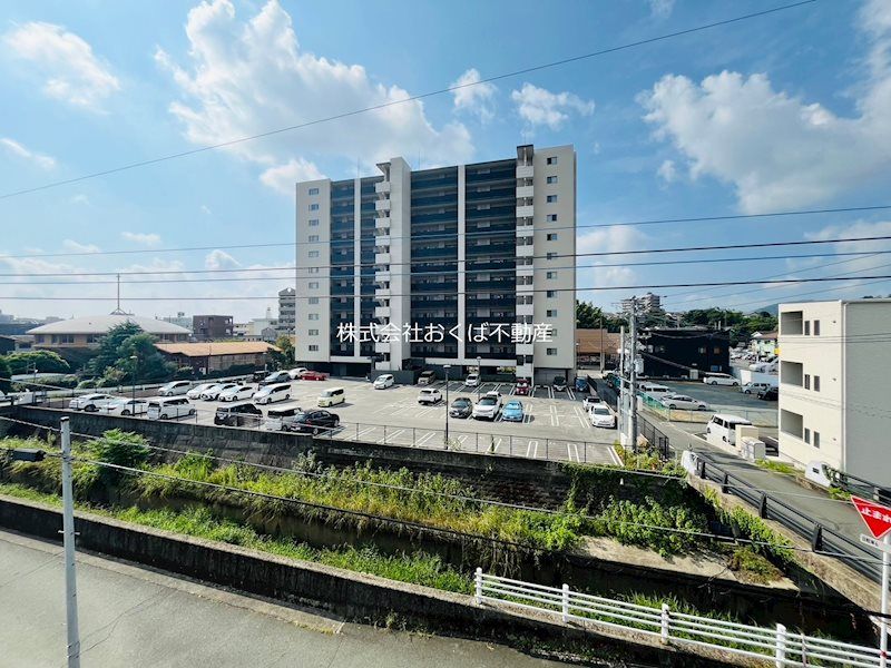 �y���]�z�@