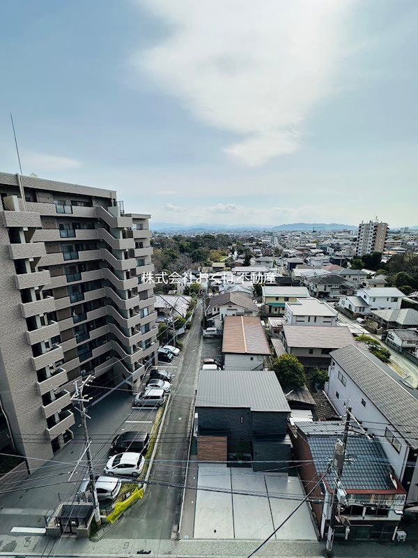 �y���]�z�@