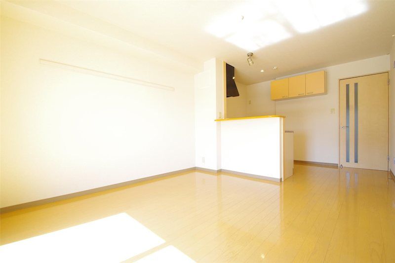 �y���ԁE���r���O�z�@