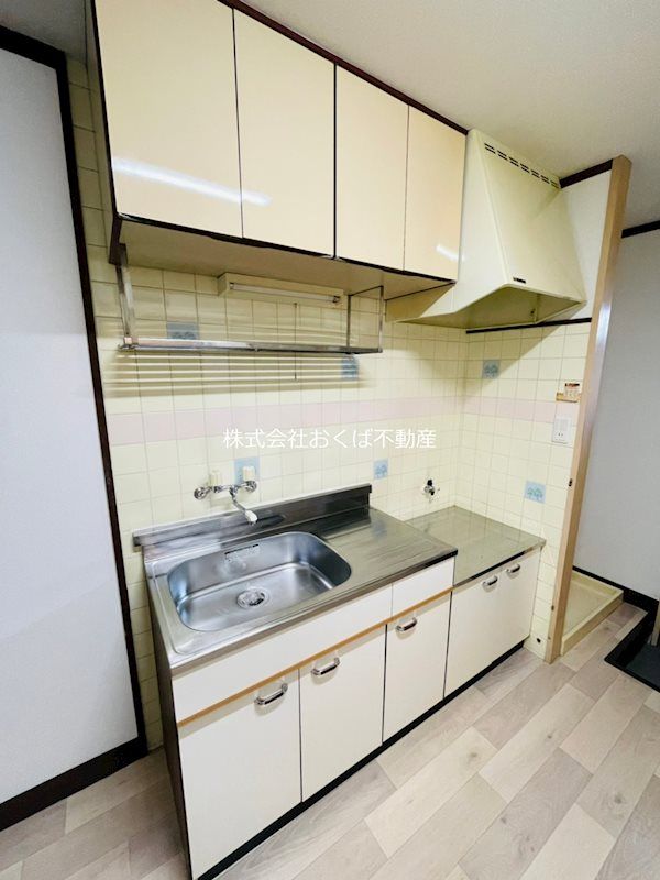 �y�L�b�`���z�@