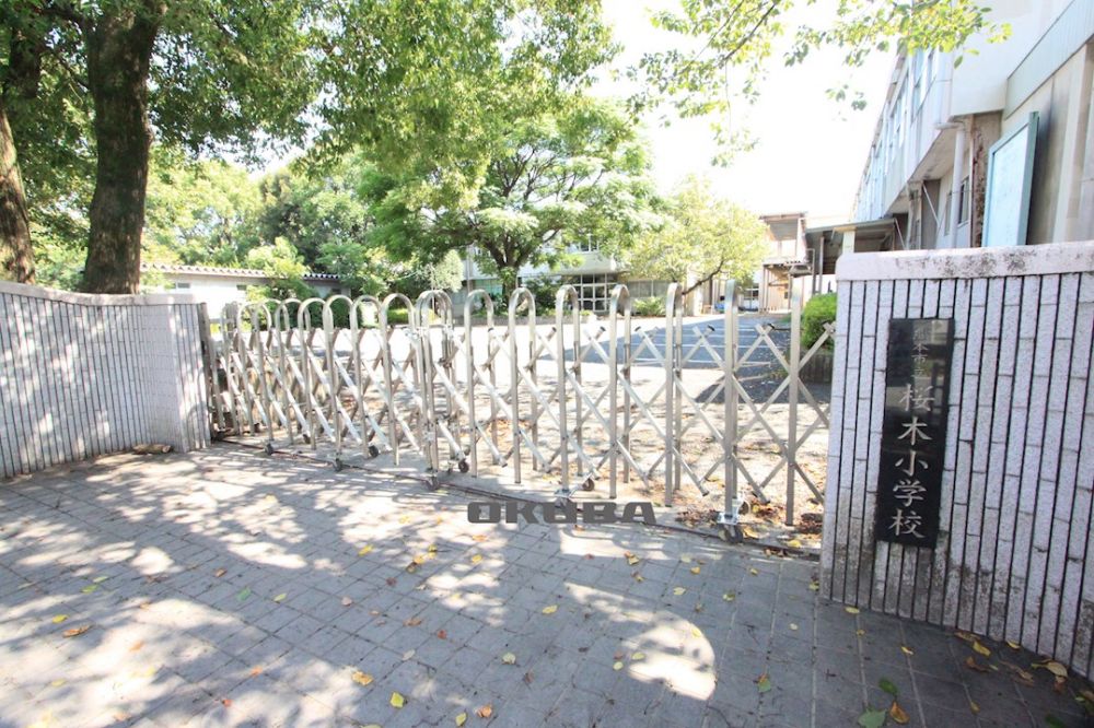 �y���Ӂz�@�F�{�s�����؏��w�Z 1009m