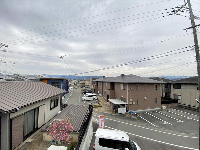 �y���]�z�@