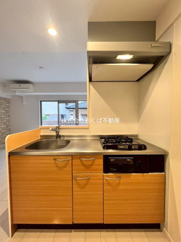 �y�L�b�`���z�@