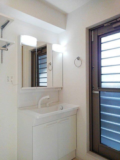 �y���ʏ��z�@