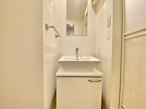 �y���ʏ��z�@