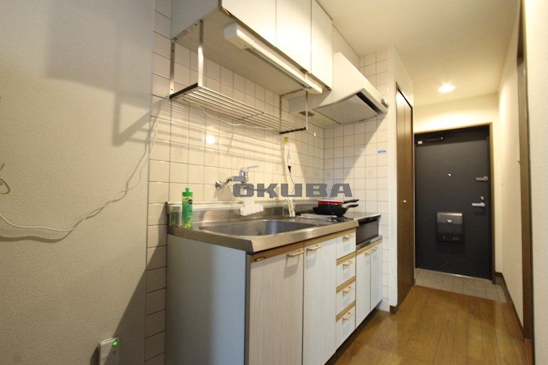 �y���ԁE���r���O�z�@