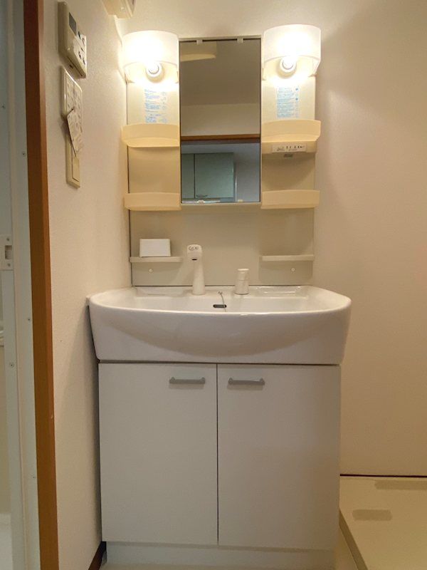 �y���ʏ��z�@