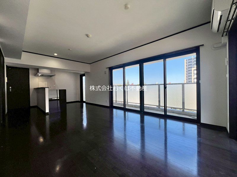 �y���ԁE���r���O�z�@