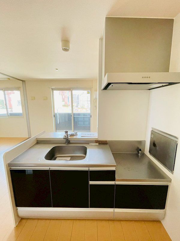 �y�L�b�`���z�@