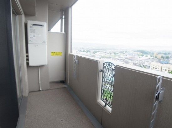 �y�x�����_�z�@