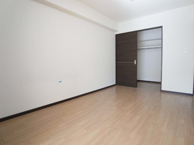 �y�Q���z�@