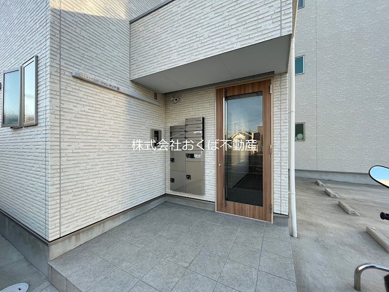 �y�G���g�����X�z�@