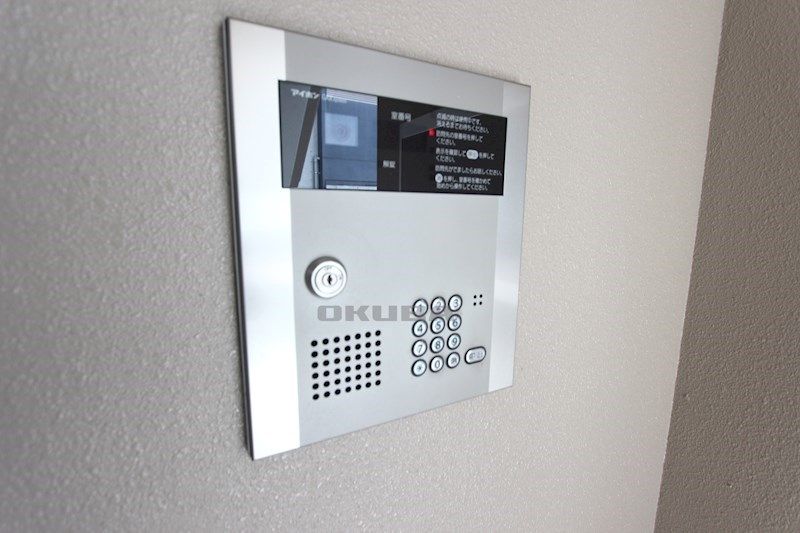 �y�Z�L�����e�B�z�@�I�[�g���b�N