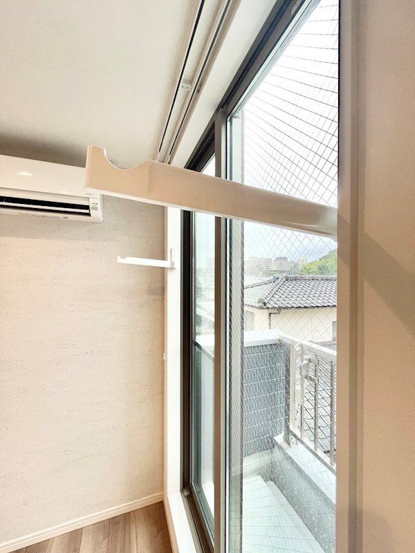 �y�x�����_�z�@