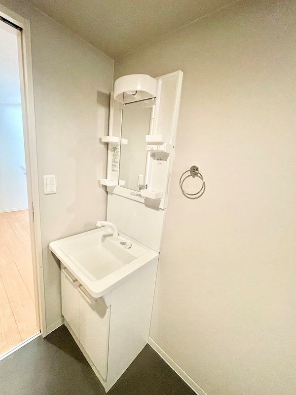 �y���ʏ��z�@