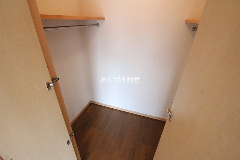 �y���[�z�@�E�H�[�N�C���N���[�[�b�g