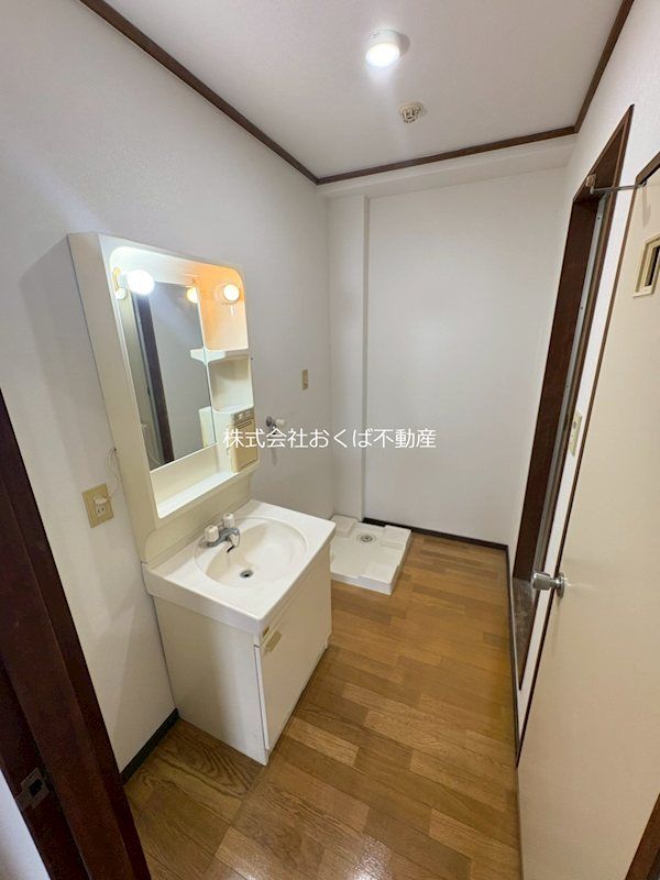 �y���ʏ��z�@