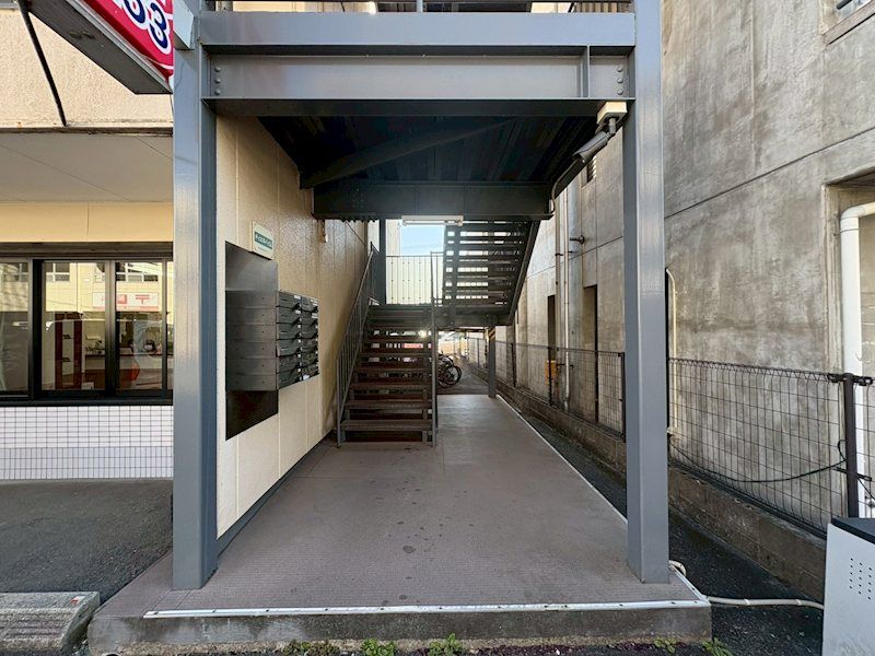 �y�G���g�����X�z�@