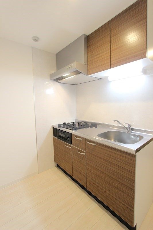 �y�L�b�`���z�@