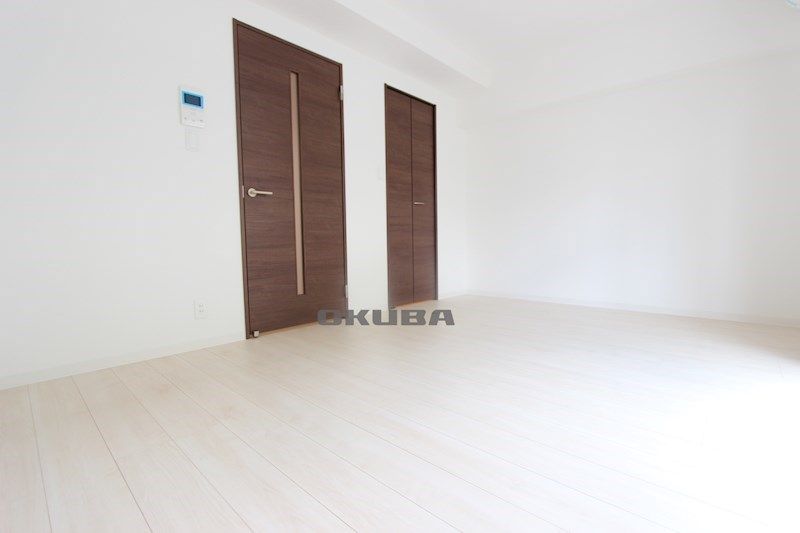 �y���ԁE���r���O�z�@