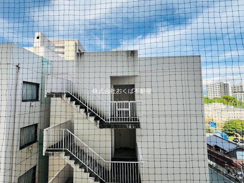 �y���]�z�@