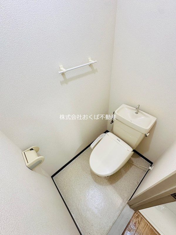 �y�g�C���z�@