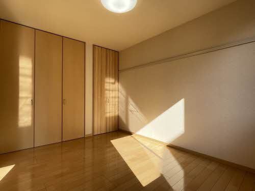 �y�Q���z�@