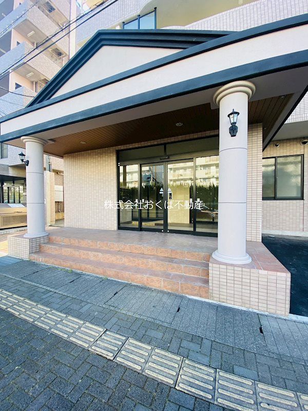 �y�G���g�����X�z�@