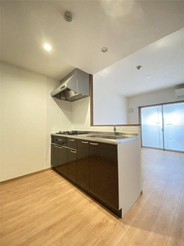 �y�L�b�`���z�@