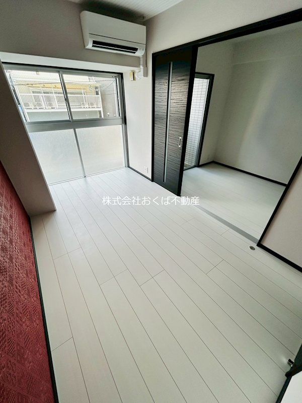 �y���ԁE���r���O�z�@