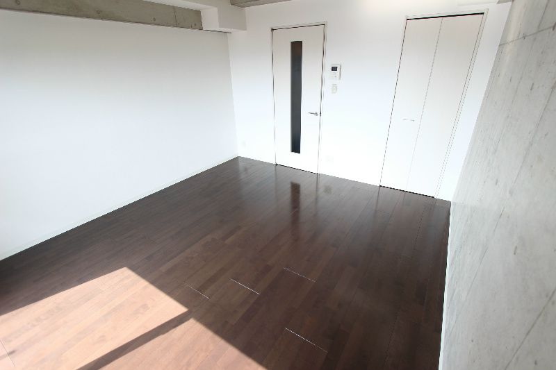 �y�Q���z�@