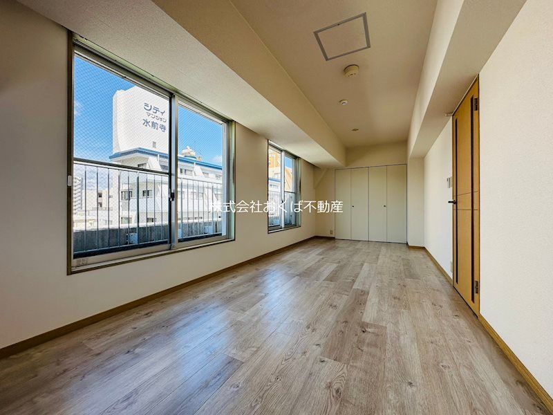 �y�Q���z�@