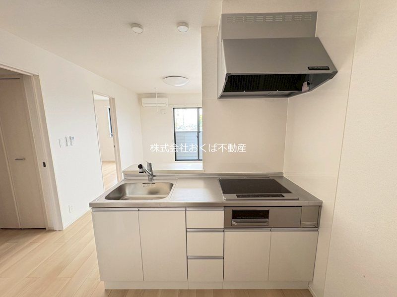 �y�L�b�`���z�@