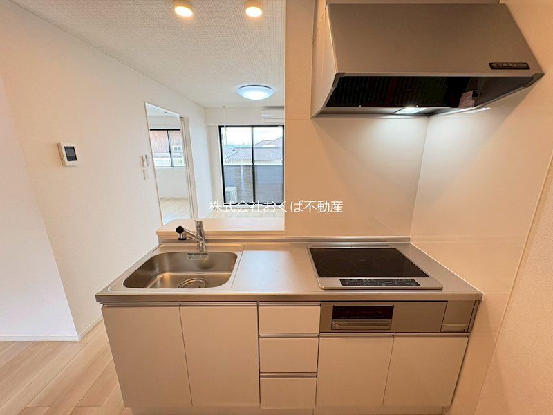 �y�L�b�`���z�@