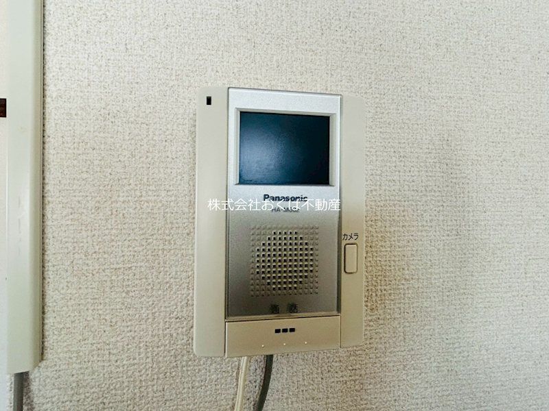 �y�Z�L�����e�B�z�@