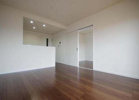 �y���ԁE���r���O�z�@