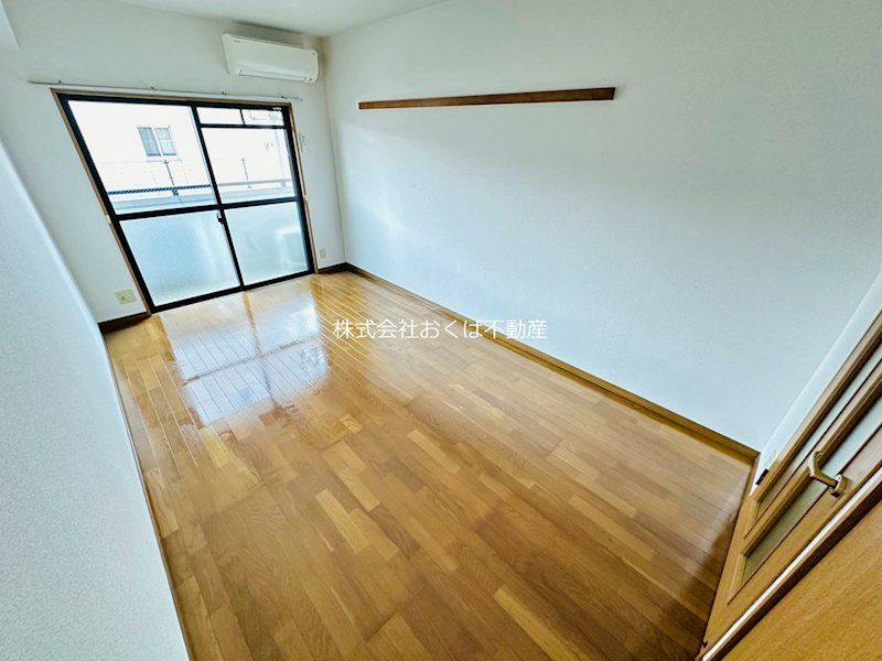 �y���ԁE���r���O�z�@