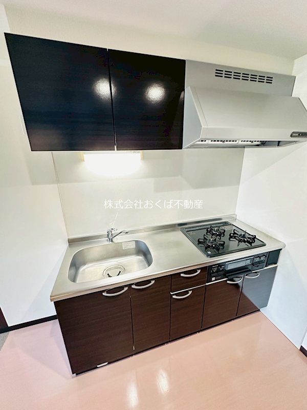 �y�L�b�`���z�@