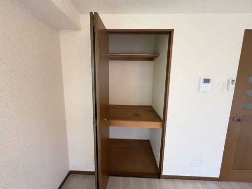 �y���[�z�@���ʕ����̉摜�ł���