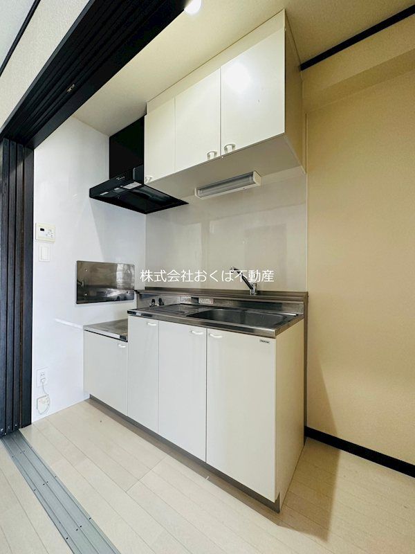 �y�L�b�`���z�@