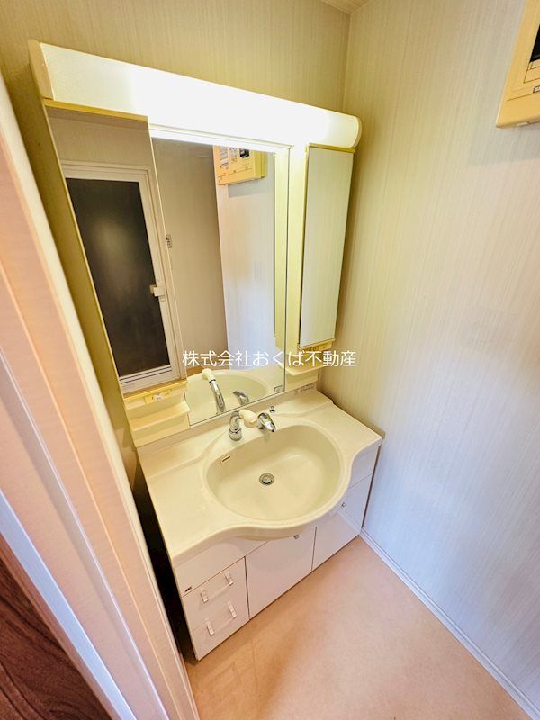 �y���ʏ��z�@